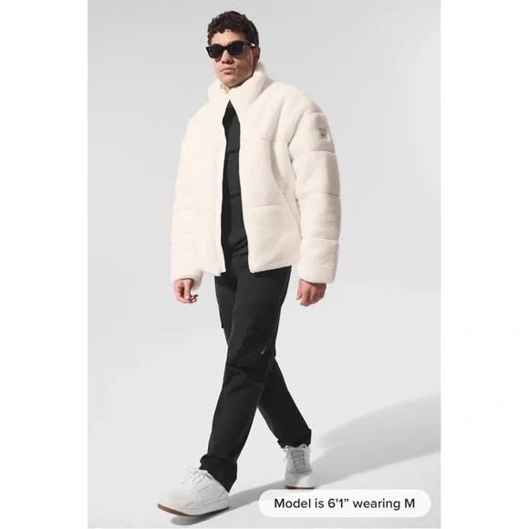 Men’s Alo Yoga Sherpa Stage Puffer - Picture 11 of 16